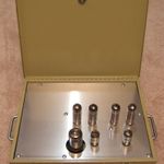 Lid open with tubes